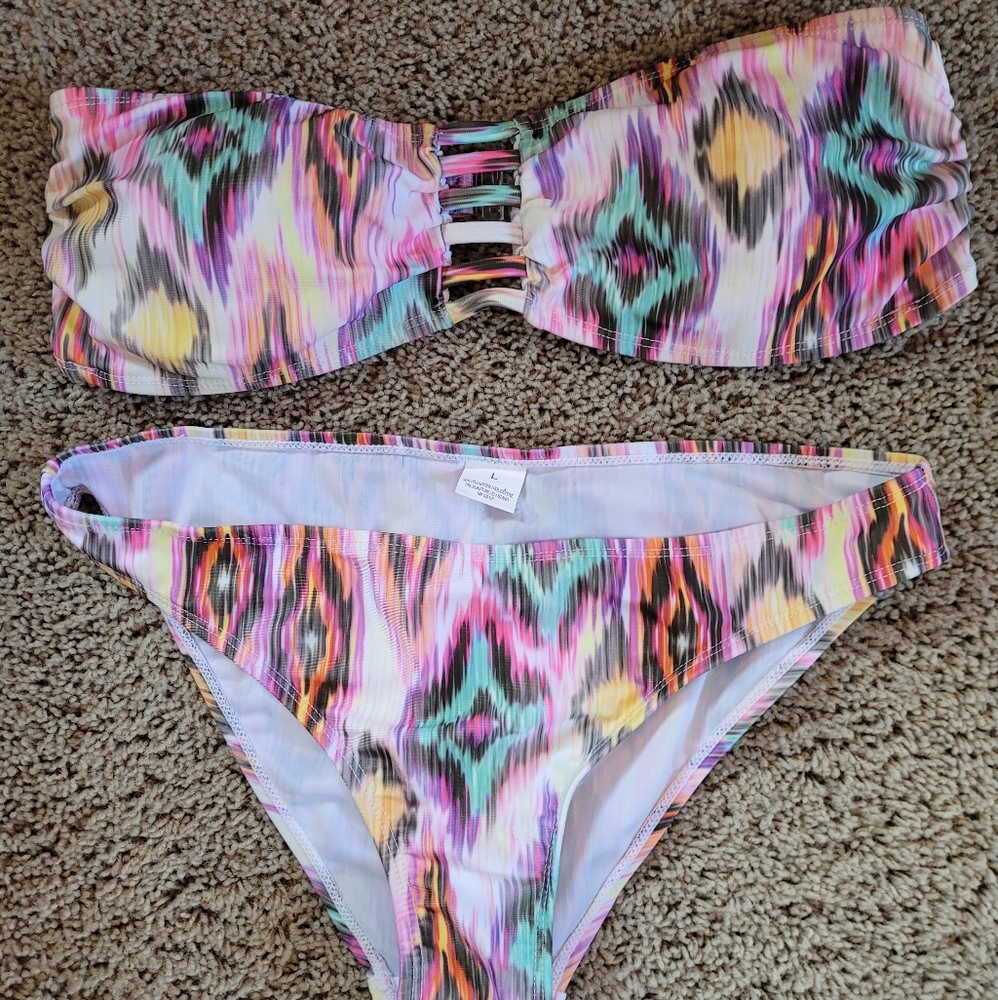 Swim suit